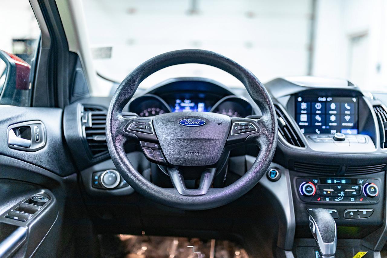 2019 Ford Escape AWD SE Sport BCam Red Deer AB