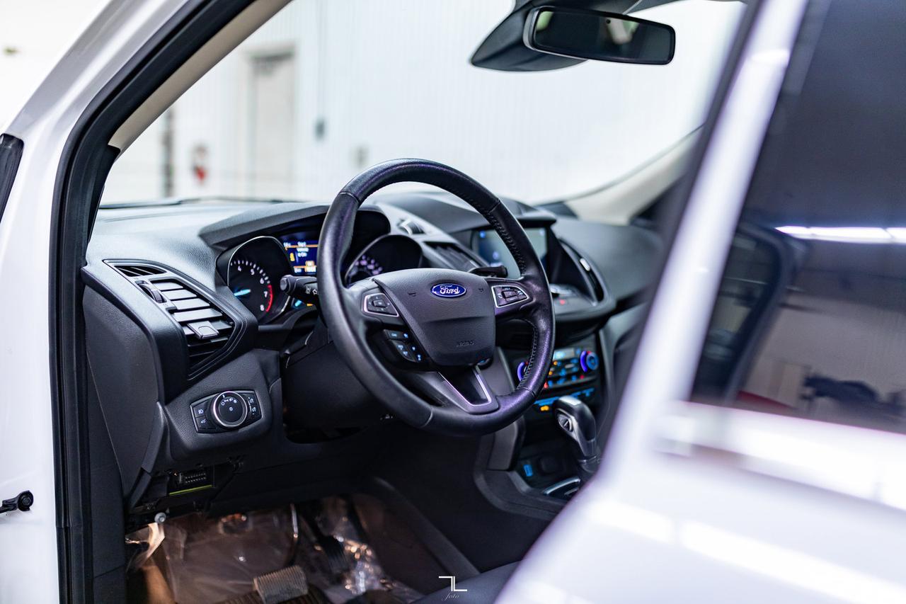 2019 Ford Escape AWD SEL Leather BCam Red Deer AB