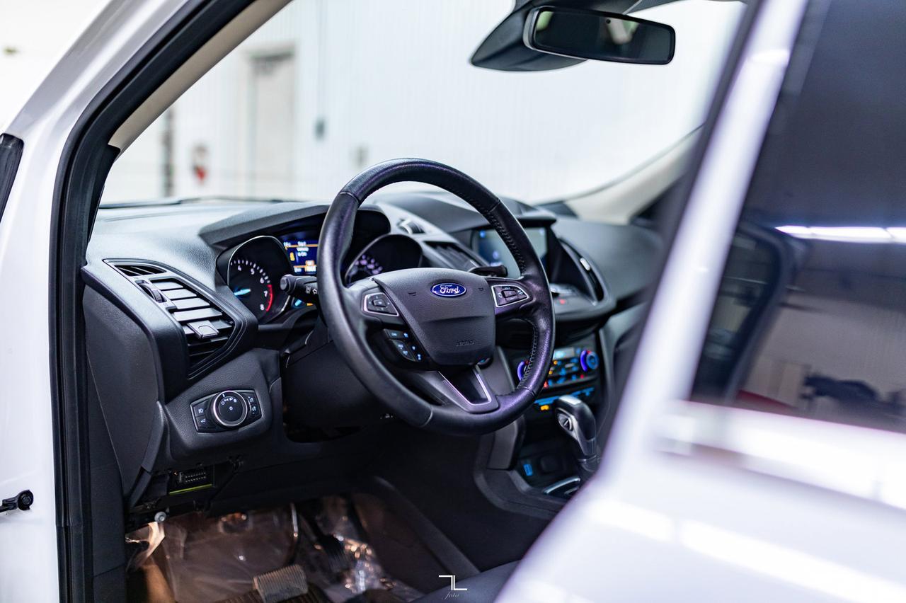 2019 Ford Escape AWD SEL Leather BCam Red Deer AB