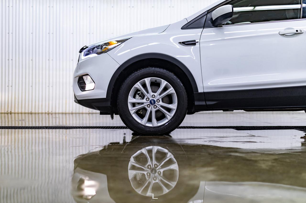 2019 Ford Escape AWD SEL Leather BCam Red Deer AB