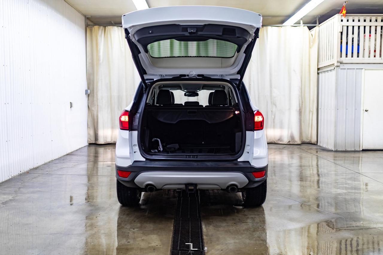 2019 Ford Escape AWD SEL Leather BCam Red Deer AB