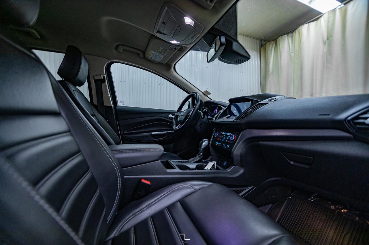 2019 Ford Escape AWD SEL Leather BCam Red Deer AB