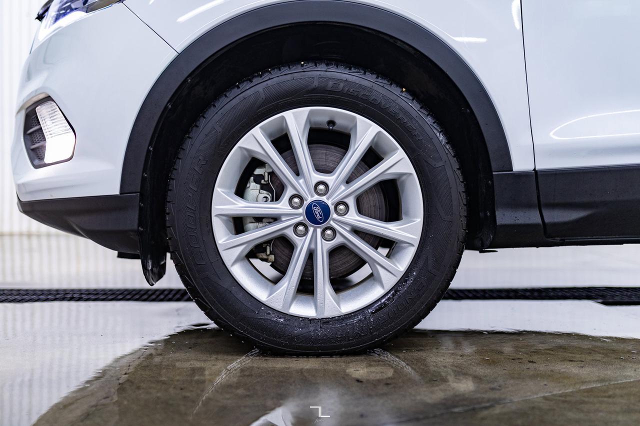 2019 Ford Escape AWD SEL Leather BCam Red Deer AB