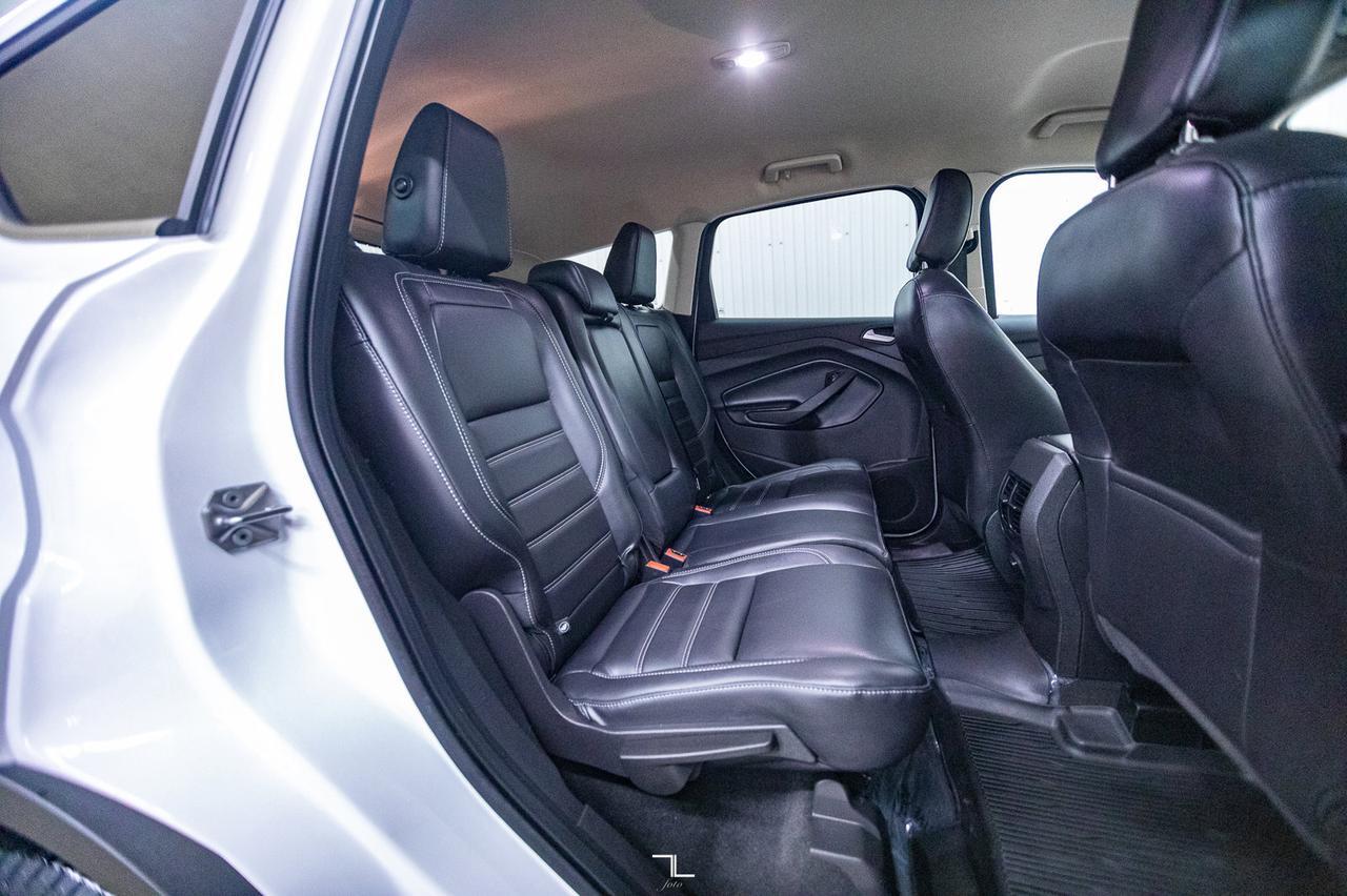 2019 Ford Escape AWD SEL Leather BCam Red Deer AB