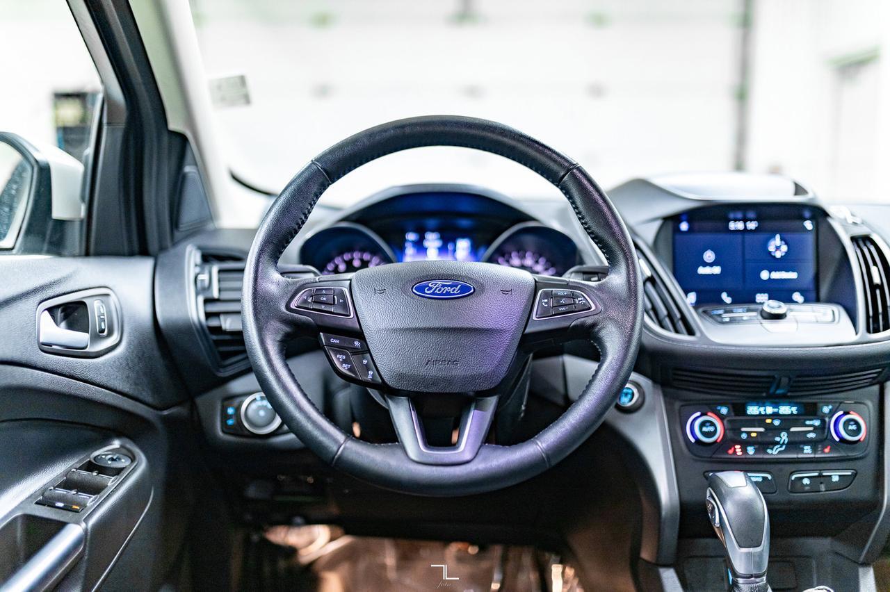 2019 Ford Escape AWD SEL Leather BCam Red Deer AB