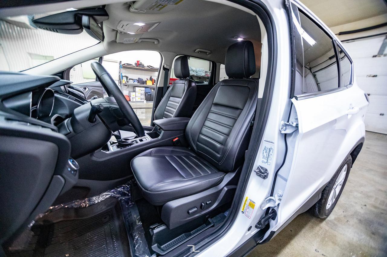 2019 Ford Escape AWD SEL Leather BCam Red Deer AB