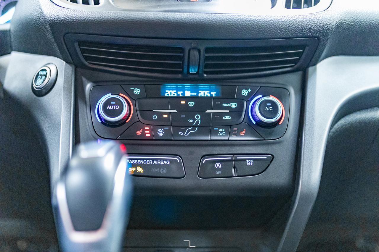 2019 Ford Escape AWD SEL Leather BCam Red Deer AB