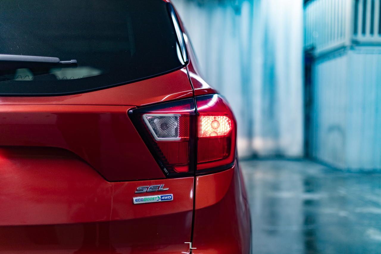 2019 Ford Escape AWD SEL Leather Roof BCam Red Deer AB