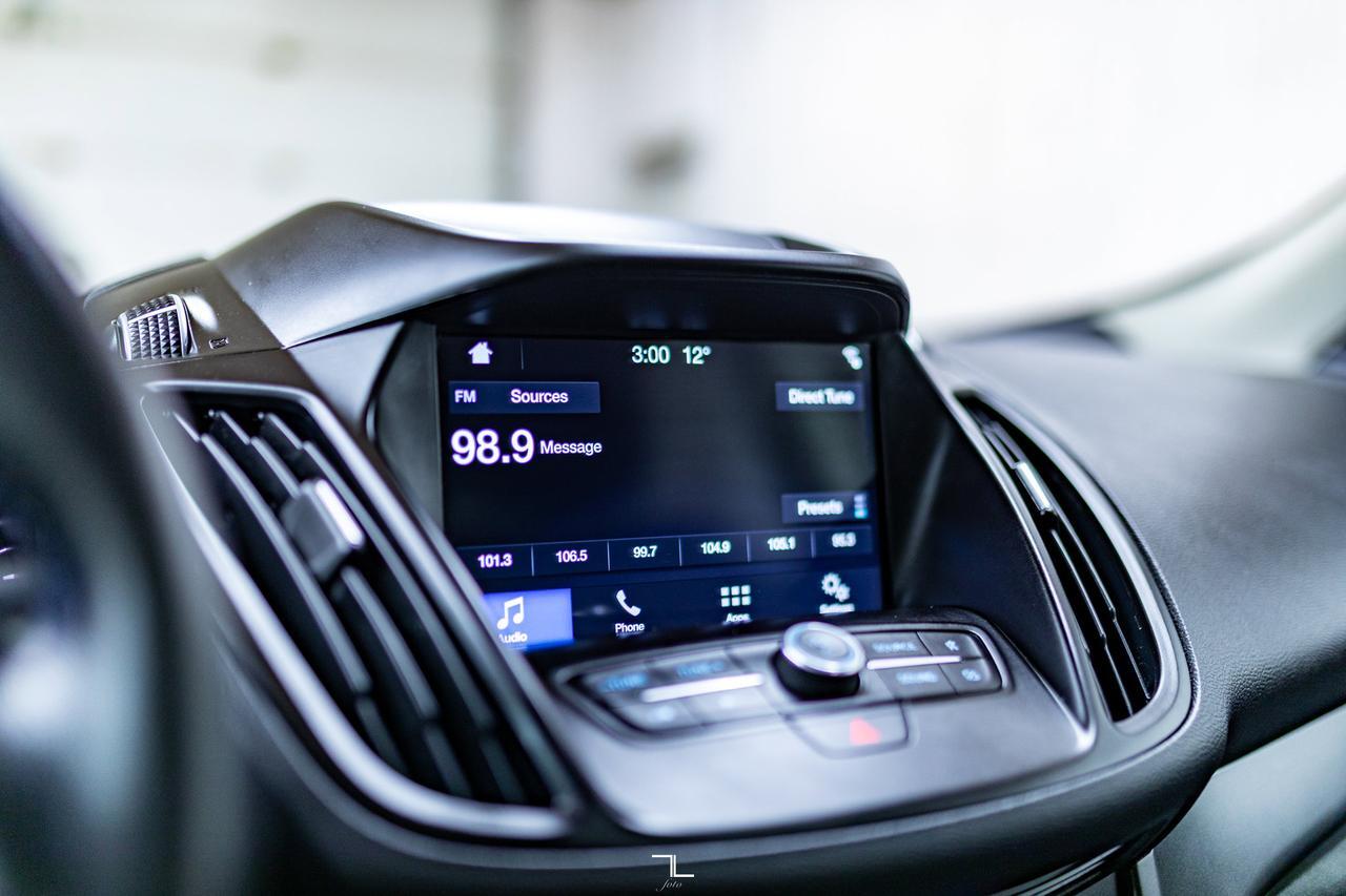 2019 Ford Escape AWD SEL Leather Roof BCam Red Deer AB