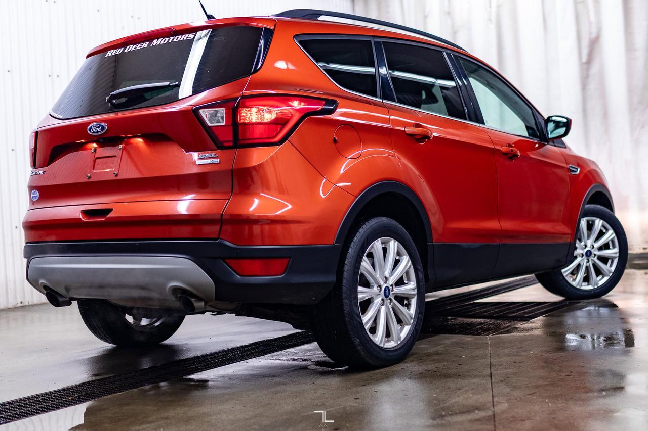 2019 Ford Escape AWD SEL Leather Roof BCam Red Deer AB