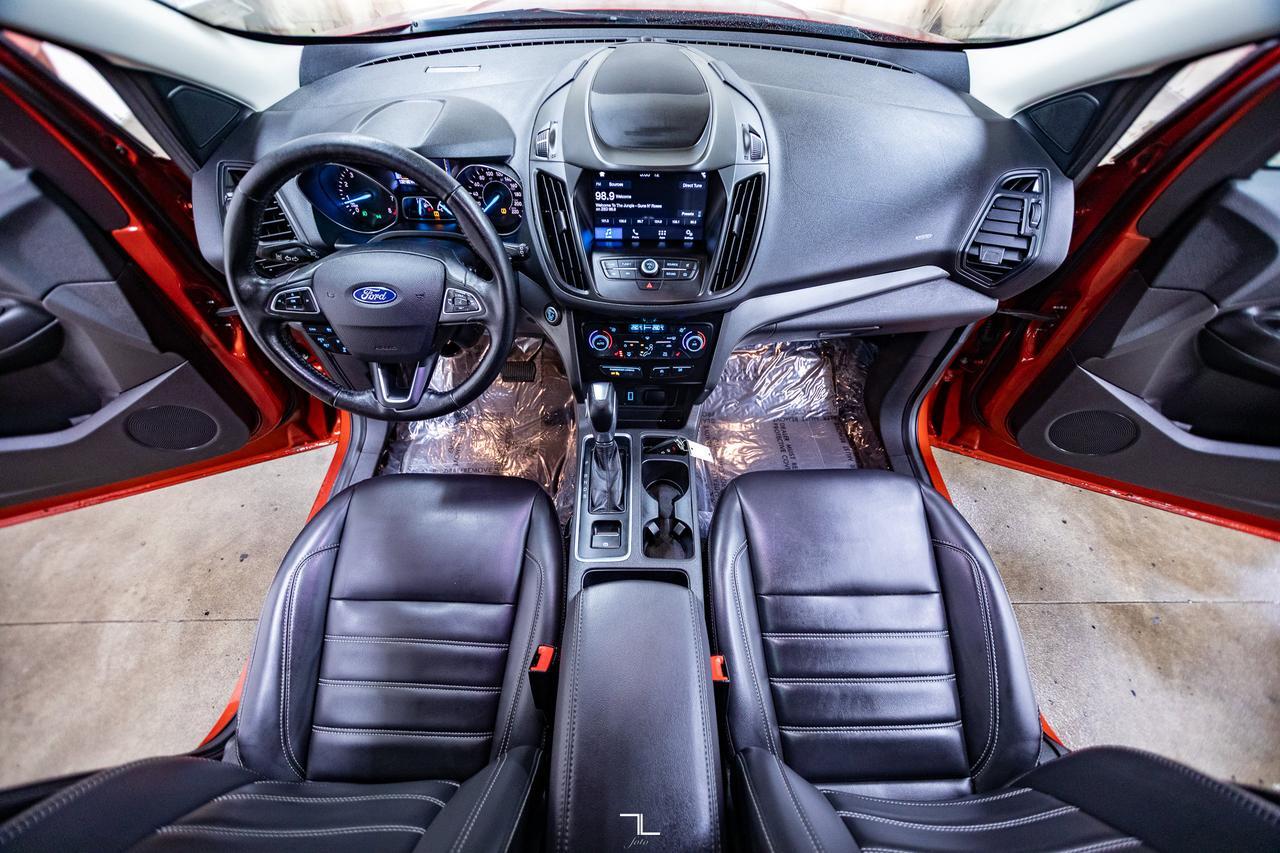 2019 Ford Escape AWD SEL Leather Roof BCam Red Deer AB