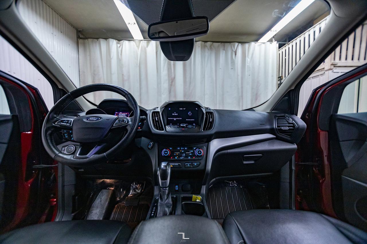 2019 Ford Escape AWD SEL Leather Roof BCam Red Deer AB