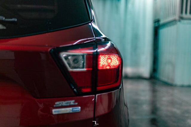 2019 Ford Escape AWD SEL Leather Roof BCam Red Deer AB