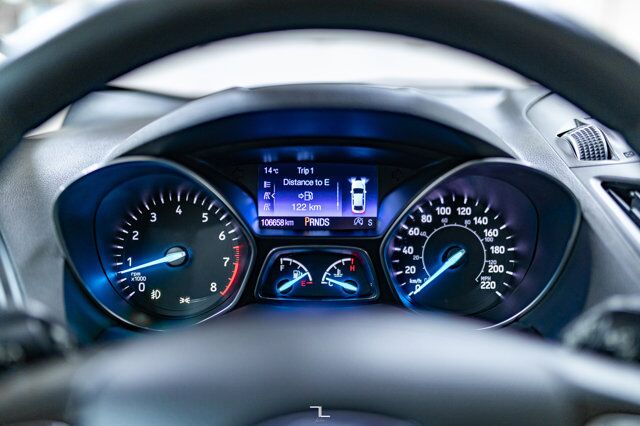 2019 Ford Escape AWD SEL Leather Roof BCam Red Deer AB