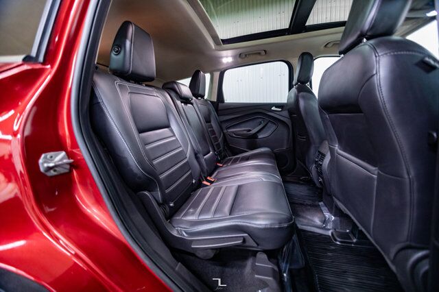 2019 Ford Escape AWD SEL Leather Roof BCam Red Deer AB