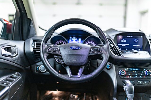 2019 Ford Escape AWD SEL Leather Roof BCam Red Deer AB