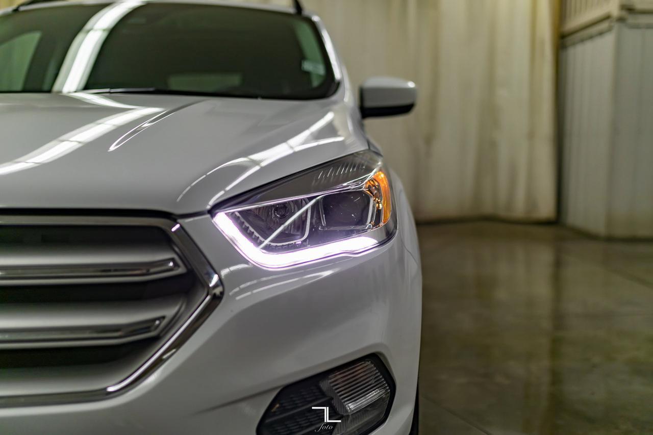 2019 Ford Escape AWD SEL Leather Roof BCam Red Deer AB