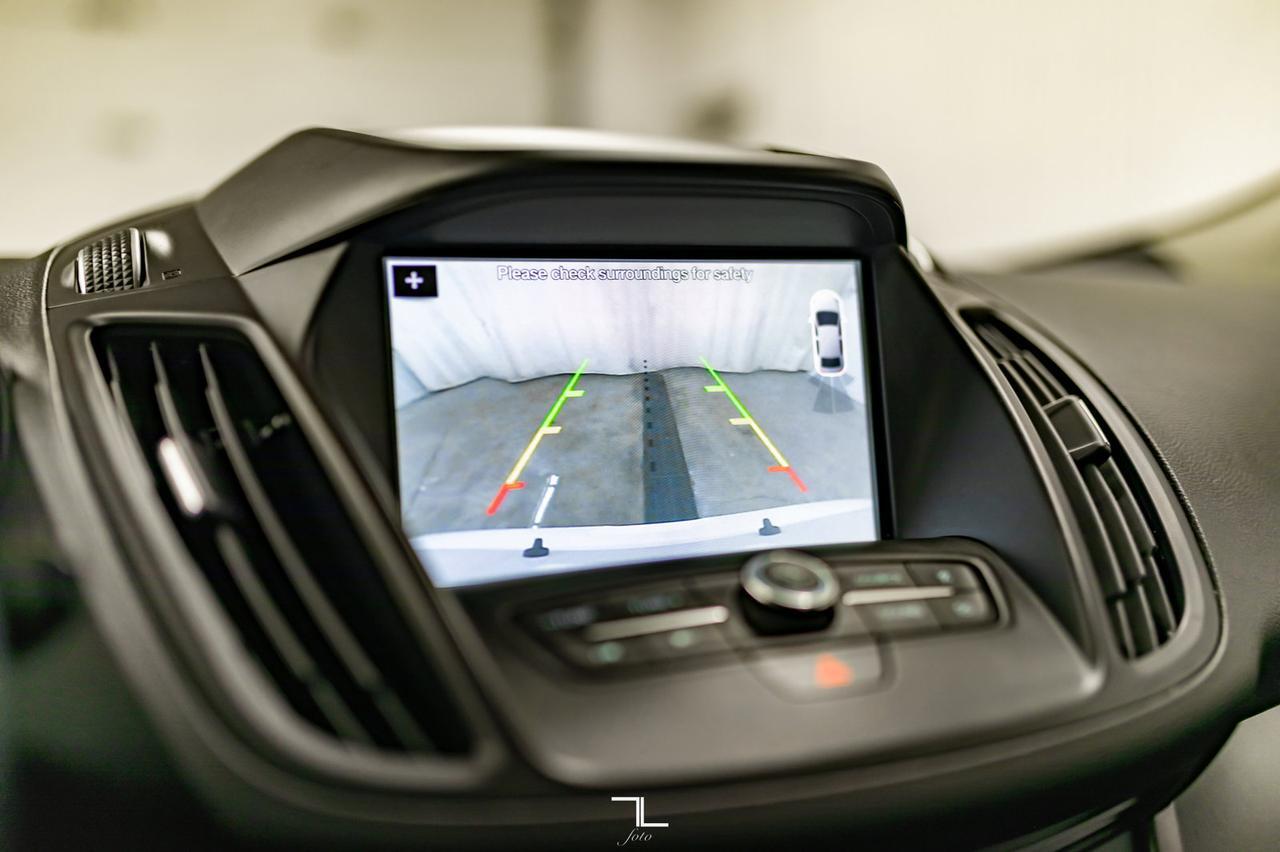 2019 Ford Escape AWD SEL Leather Roof BCam Red Deer AB