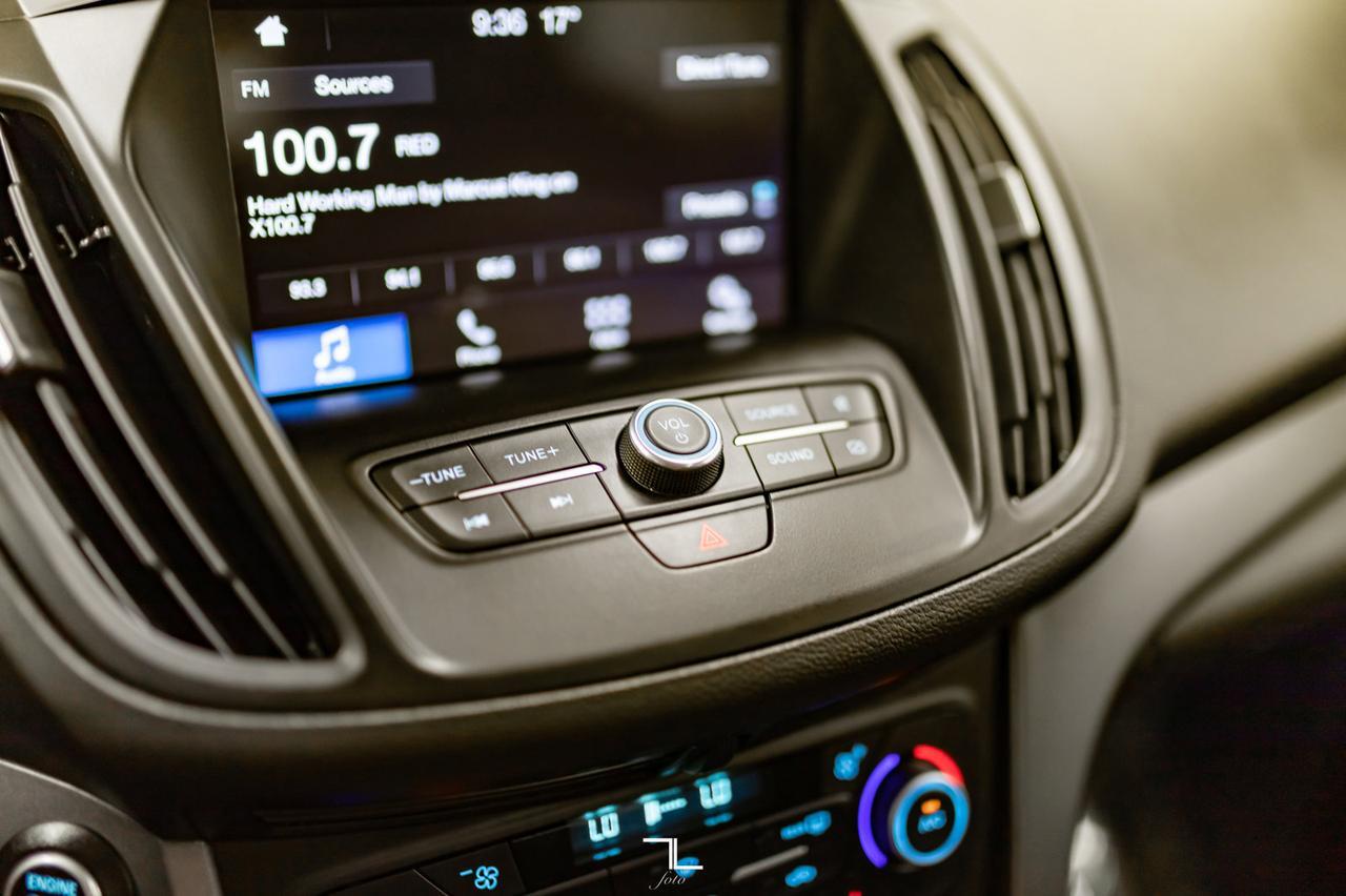 2019 Ford Escape AWD SEL Leather Roof BCam Red Deer AB