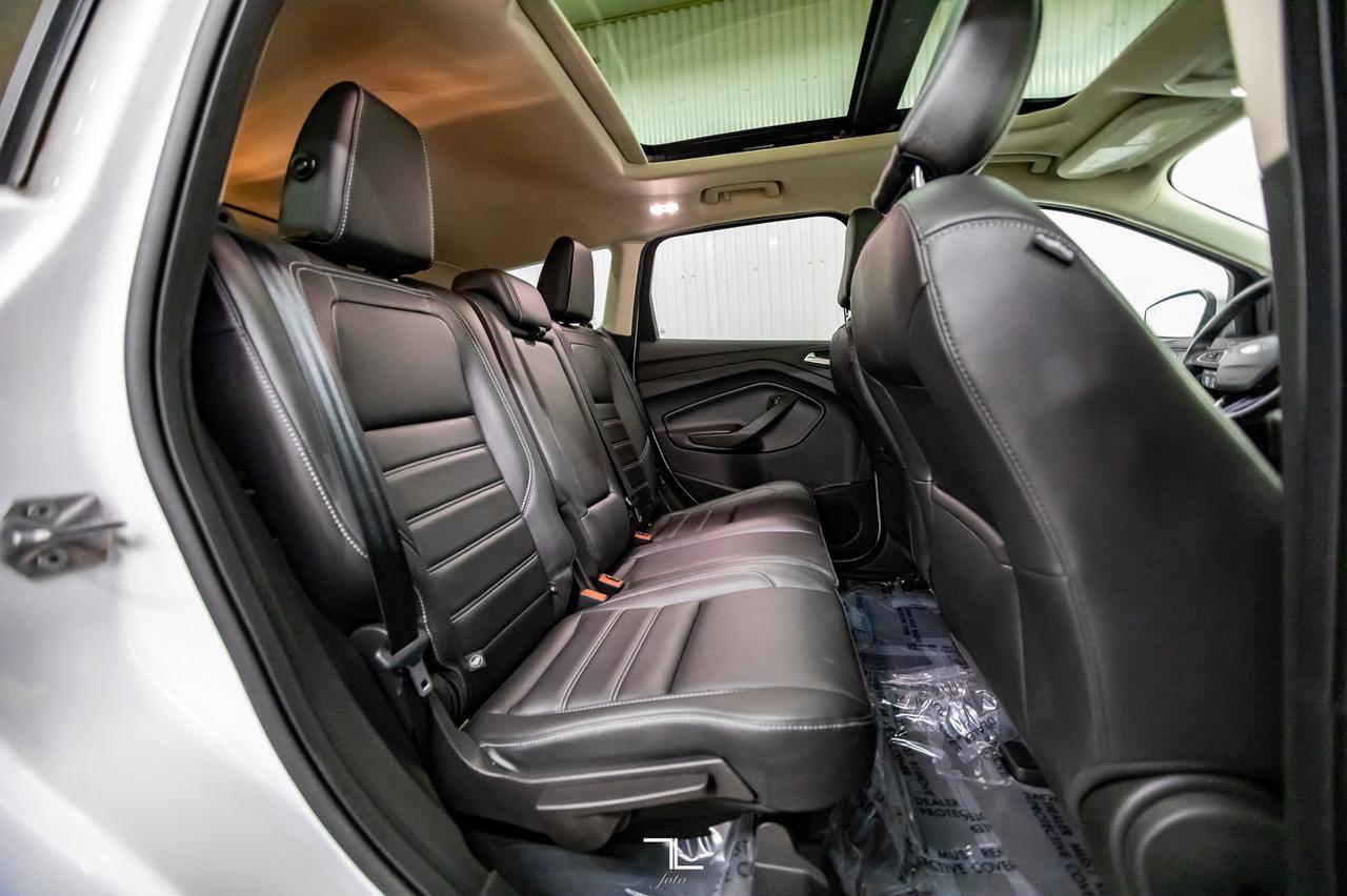 2019 Ford Escape AWD SEL Leather Roof BCam Red Deer AB