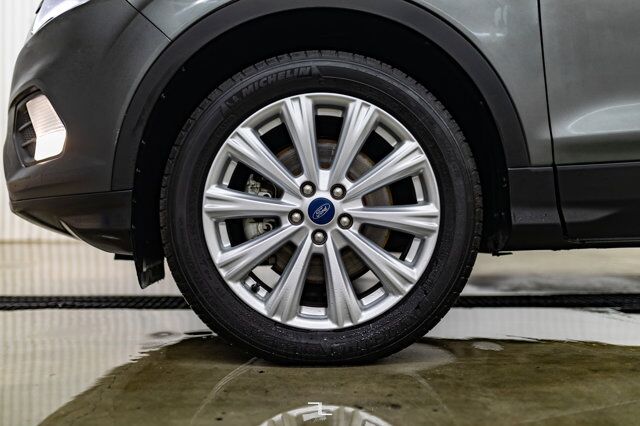 2019 Ford Escape AWD SEL Leather Roof BCam Red Deer AB