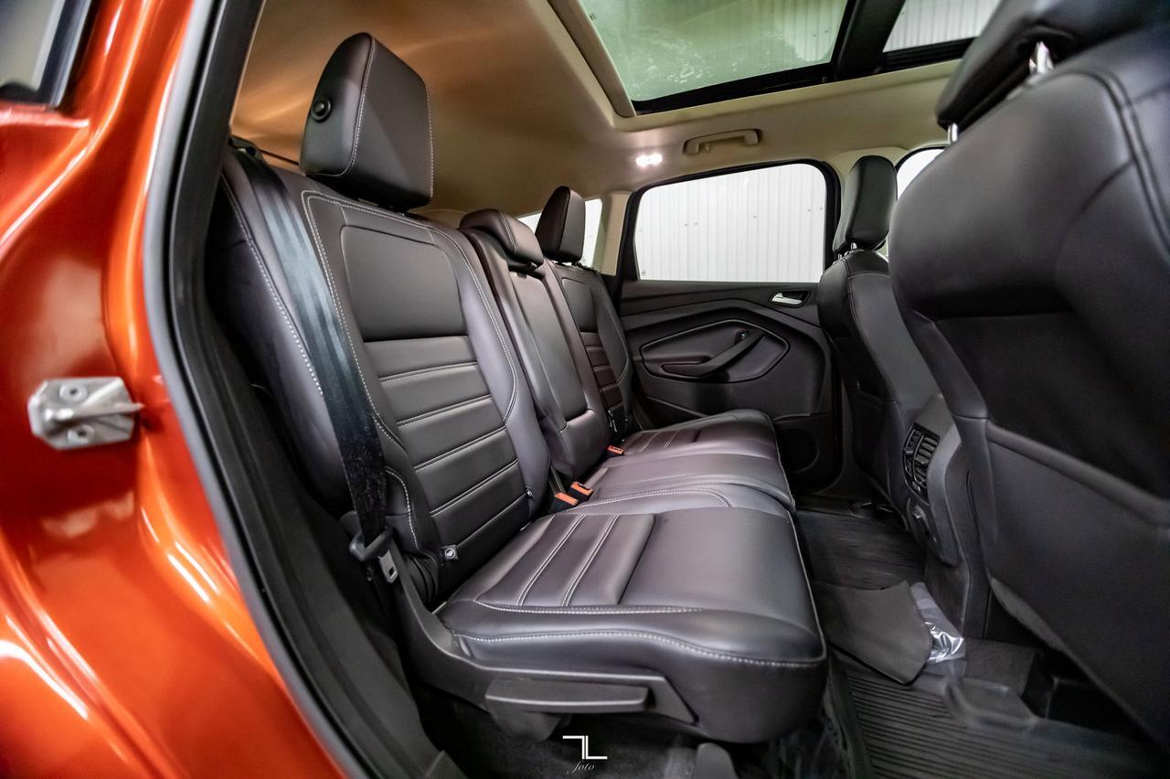 2019 Ford Escape AWD SEL Leather Roof Nav BCam Red Deer AB