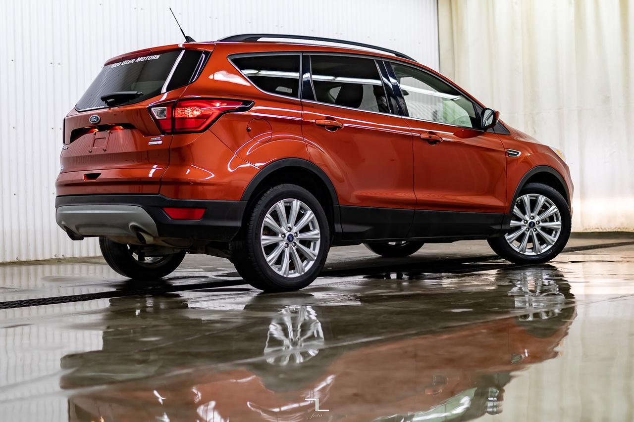 2019 Ford Escape AWD SEL Leather Roof Nav BCam Red Deer AB