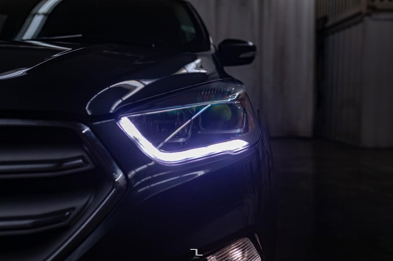 2019 Ford Escape AWD Titanium Leather Nav BCam Red Deer AB