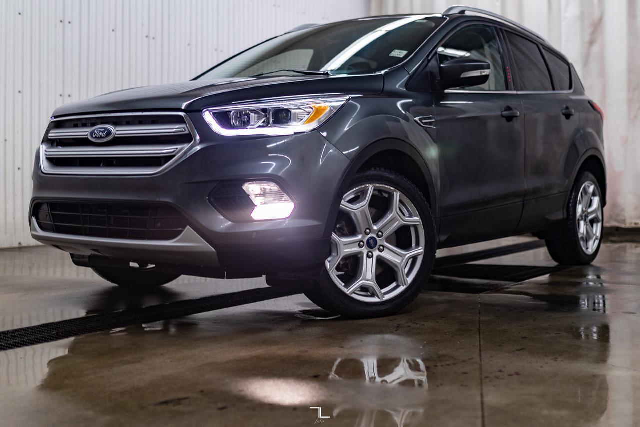 2019 Ford Escape AWD Titanium Leather Nav BCam Red Deer AB