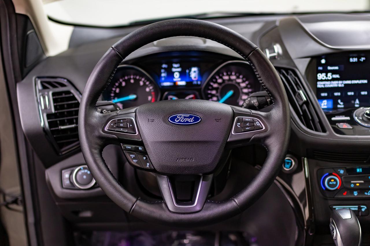 2019 Ford Escape AWD Titanium Leather Roof Nav BCam Red Deer AB