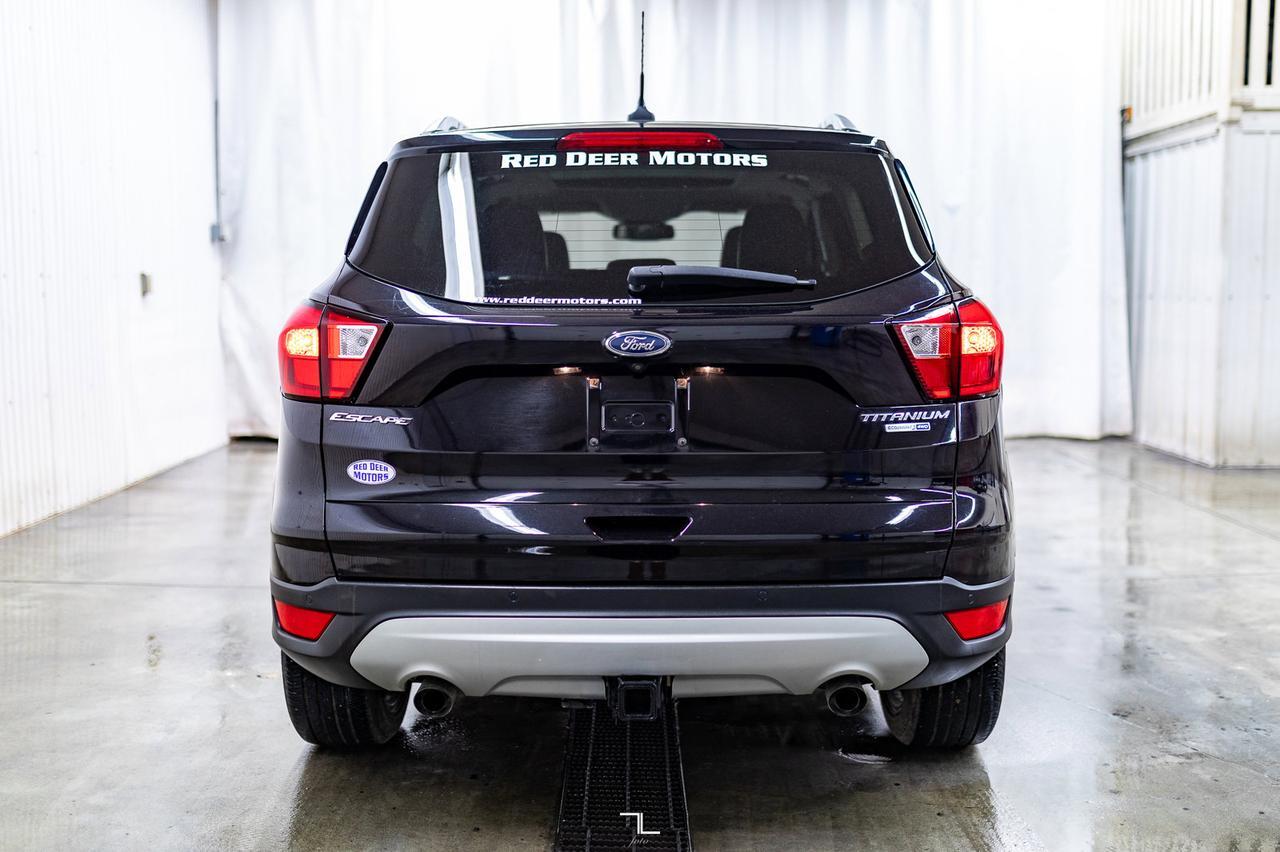 2019 Ford Escape AWD Titanium Leather Roof Nav BCam Red Deer AB
