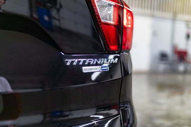 2019 Ford Escape AWD Titanium Leather Roof Nav BCam Red Deer AB