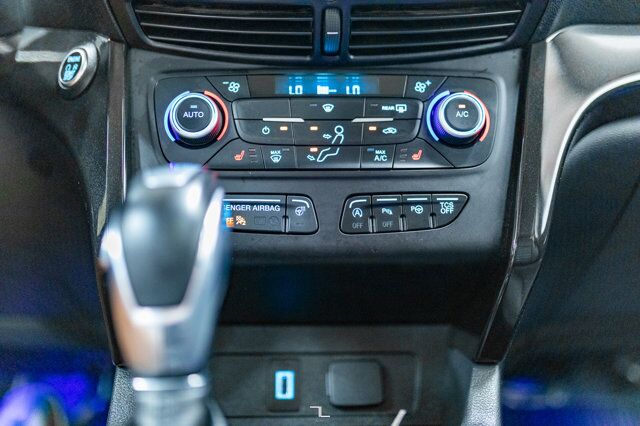 2019 Ford Escape AWD Titanium Leather Roof Nav BCam Red Deer AB