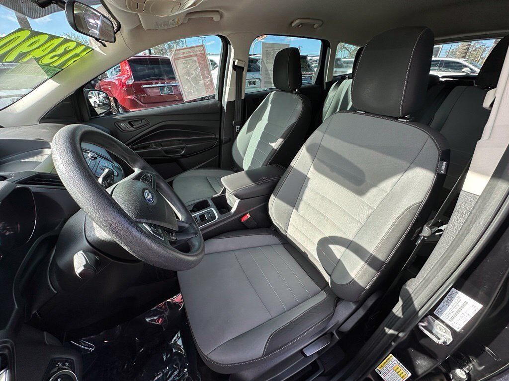 2019 Ford Escape S
