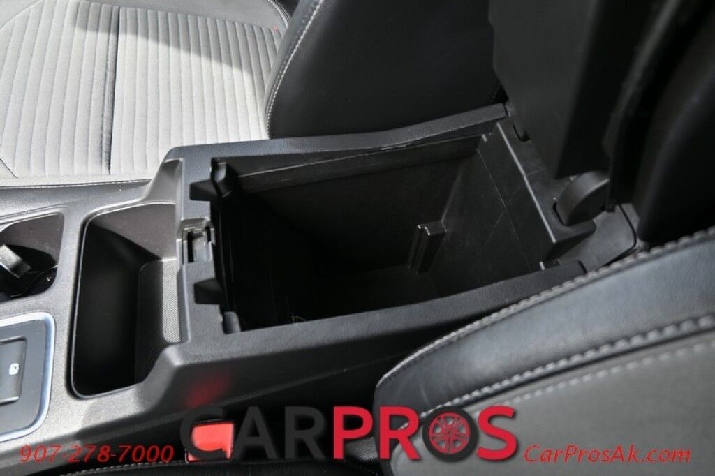 2019 Ford Escape SE - 1.5L - 4X4 - Remote Start - Sport Appearance Pkg - Heated Front Seats - Keyless Entry - Power Windows & Door Locks - Fog Lights - Backup Camera - Push To Start Anchorage AK