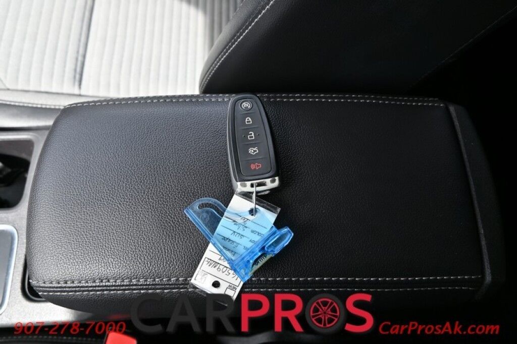 2019 Ford Escape SE - 1.5L - 4X4 - Remote Start - Sport Appearance Pkg - Heated Front Seats - Keyless Entry - Power Windows & Door Locks - Fog Lights - Backup Camera - Push To Start Anchorage AK