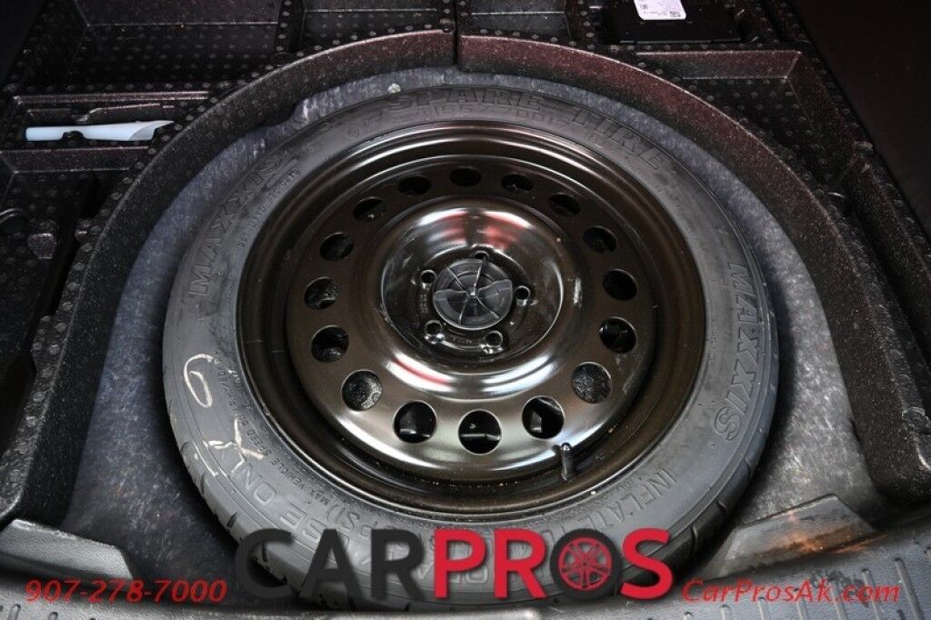 2019 Ford Escape SE - 1.5L - 4X4 - Remote Start - Sport Appearance Pkg - Heated Front Seats - Keyless Entry - Power Windows & Door Locks - Fog Lights - Backup Camera - Push To Start Anchorage AK