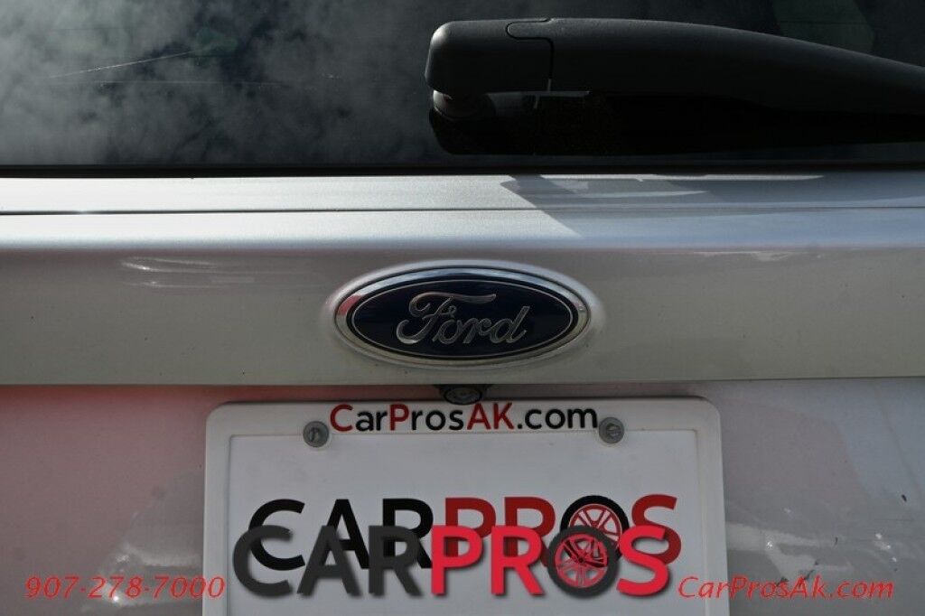 2019 Ford Escape SE - 1.5L - 4X4 - Remote Start - Sport Appearance Pkg - Heated Front Seats - Keyless Entry - Power Windows & Door Locks - Fog Lights - Backup Camera - Push To Start Anchorage AK