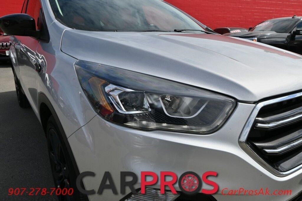 2019 Ford Escape SE - 1.5L - Automatic - 4X4 - Remote Start - Heated Front Seats - Keyless Entry - Power Windows & Door Locks - Fog Lights - Backup Camera - Push To Start Anchorage AK