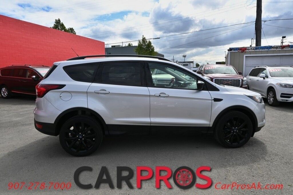 2019 Ford Escape SE - 1.5L - Automatic - 4X4 - Remote Start - Heated Front Seats - Keyless Entry - Power Windows & Door Locks - Fog Lights - Backup Camera - Push To Start Anchorage AK