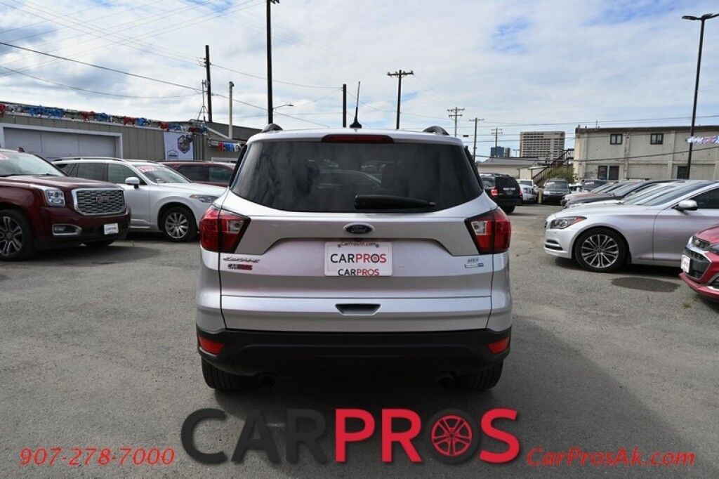 2019 Ford Escape SE - 1.5L - Automatic - 4X4 - Remote Start - Heated Front Seats - Keyless Entry - Power Windows & Door Locks - Fog Lights - Backup Camera - Push To Start Anchorage AK