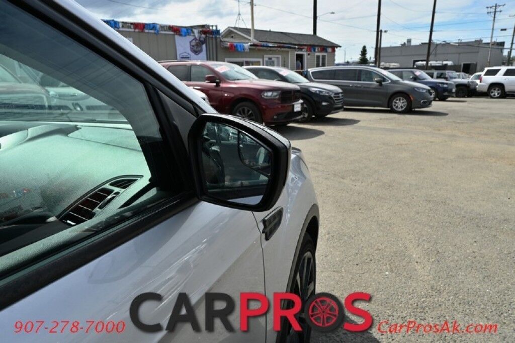 2019 Ford Escape SE - 1.5L - Automatic - 4X4 - Remote Start - Heated Front Seats - Keyless Entry - Power Windows & Door Locks - Fog Lights - Backup Camera - Push To Start Anchorage AK