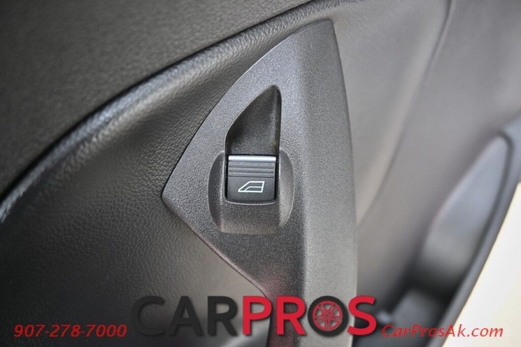 2019 Ford Escape SE - 1.5L - Automatic - 4X4 - Remote Start - Sport Appearance Pkg - Heated Front Seats - Keyless Entry - Power Windows & Door Locks - Fog Lights - Backup Camera - Push To Start Anchorage AK