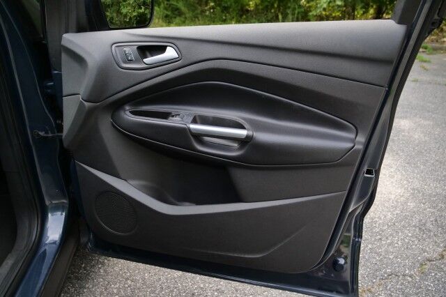 2019 Ford Escape SE 4WD / Heated Front Seats / Ecoboost! High Point NC