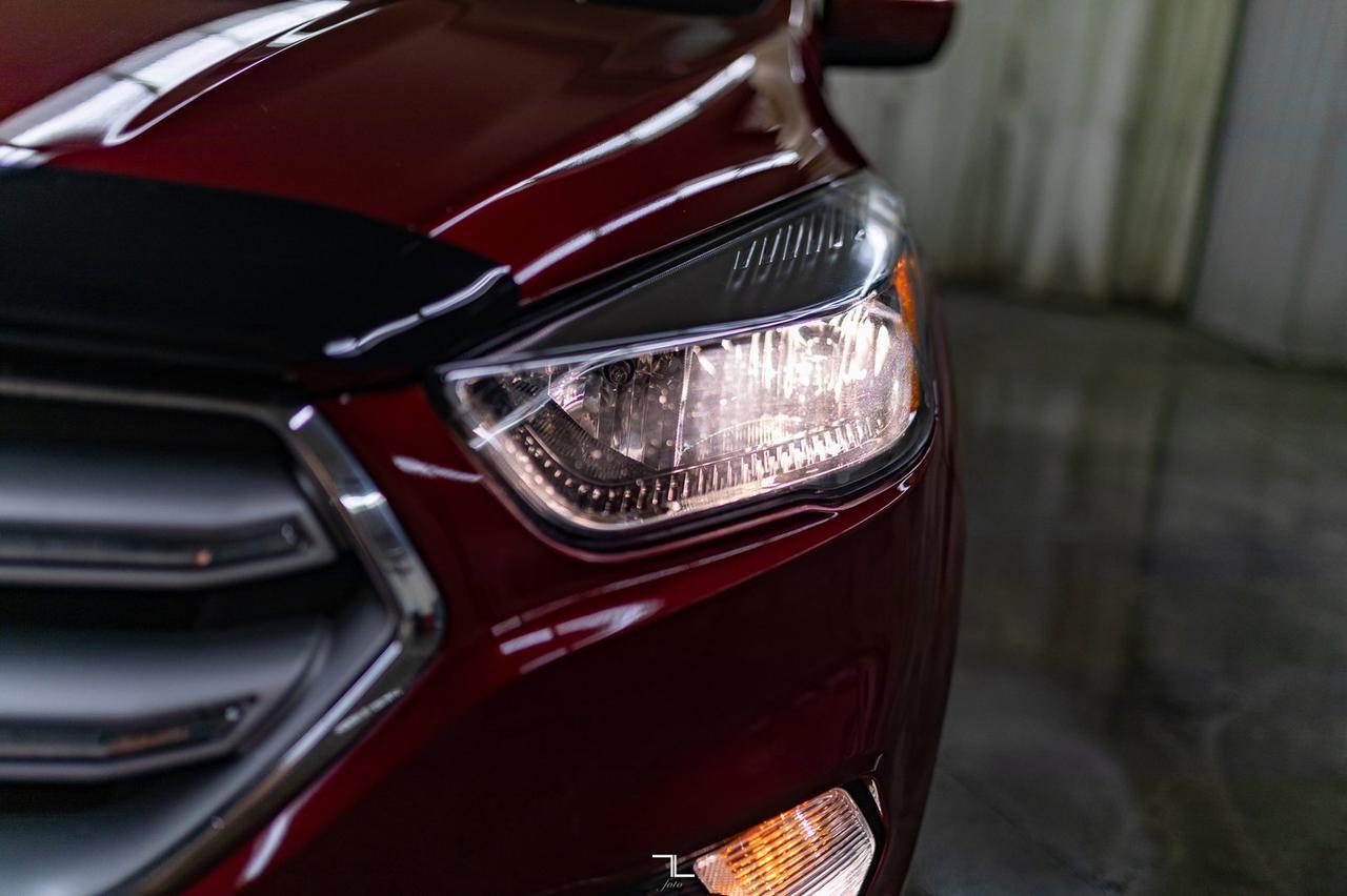 2019 Ford Escape SE BCam Red Deer AB