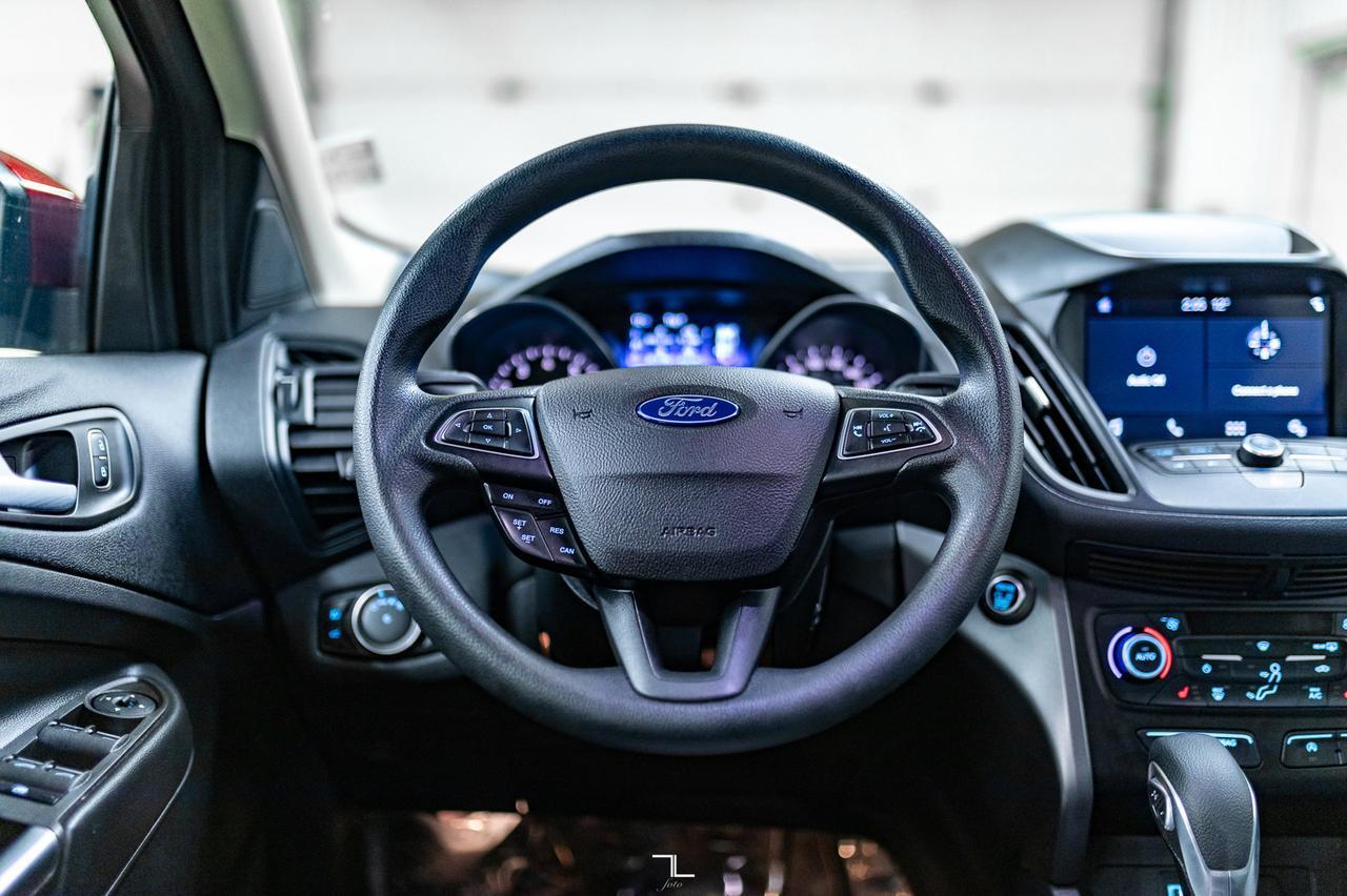 2019 Ford Escape SE BCam Red Deer AB