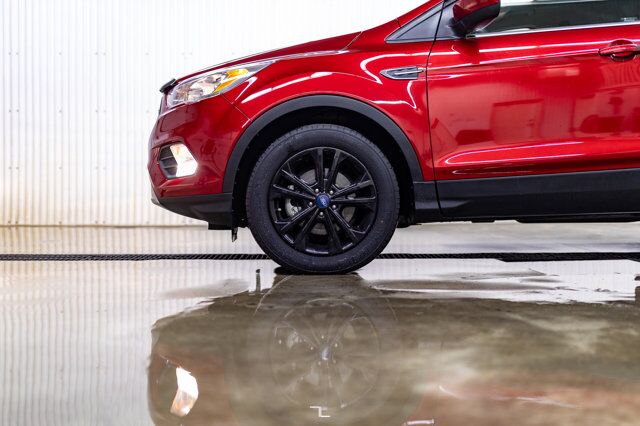 2019 Ford Escape SE BCam Red Deer AB