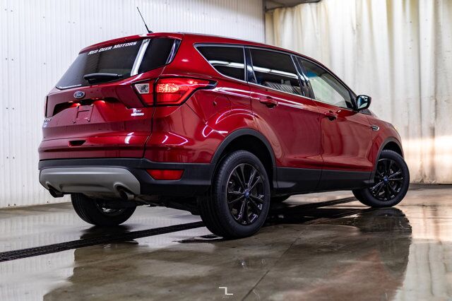 2019 Ford Escape SE BCam Red Deer AB