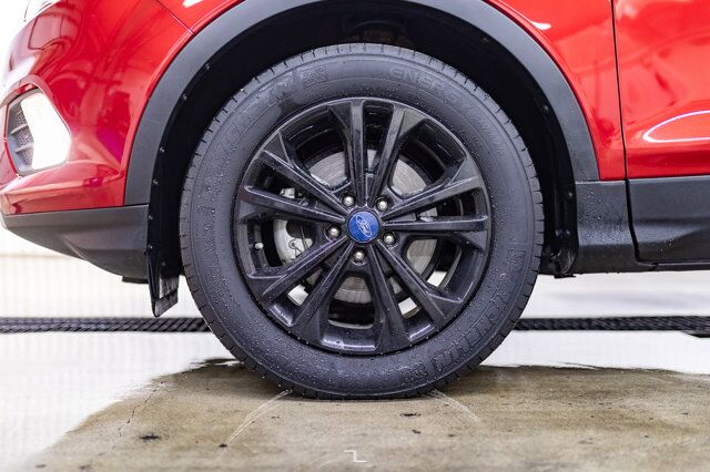 2019 Ford Escape SE BCam Red Deer AB