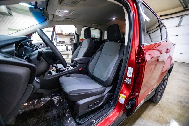 2019 Ford Escape SE BCam Red Deer AB